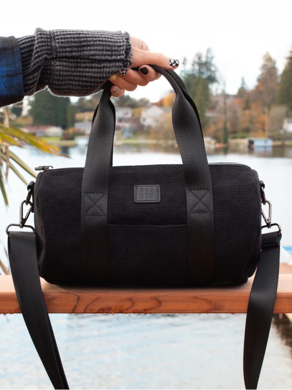 RadRev BARREL BAG IN BLACK CORDUROY